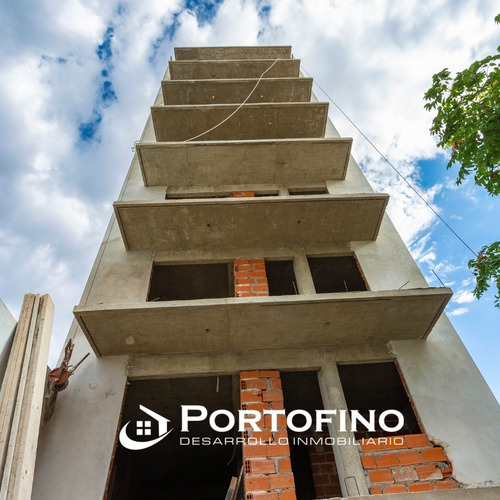 Oportunidad Venta De Cochera En Construcción. España 116, Avellaneda.