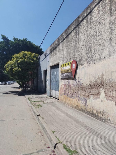 Imagen 2 de 10 de Edificio Comercial - Gualeguay