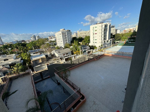 Apartamento En Los Cacicazgos, Santo Domingo