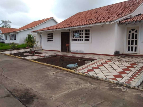 Se Vende Casa En Urb. Los Maderos, Juanico, Maturín  Ve02-028sj-cort