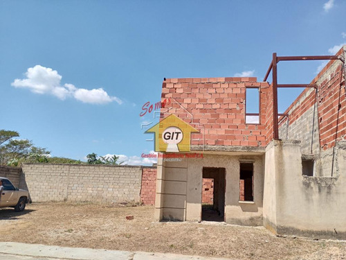 Tonwhouse Obra Gris (por Terminar De Construir) En Venta Pueblo De San Diego Angela Garcia Git