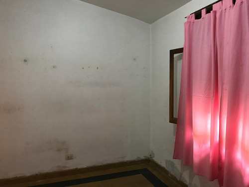 Los Naranjos, Hermosa Zona, Sobre Calle Principal Del Barrio.- Apta Credito Bancor!