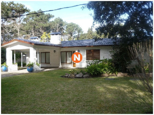 Casa En Venta Y Alquiler, San Rafael, Punta Del Este, 3 Dormitorios.- Ref: 206510