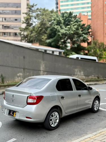 Renault Logan 1.6 Expression / Life +
