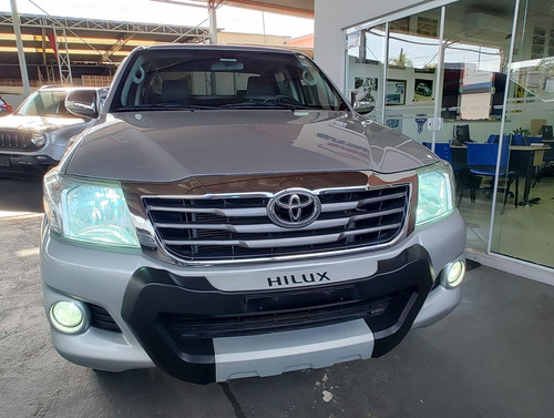 Toyota Hilux HILUX CD SRV 4X4 2.7 FLEX 16V AUT.