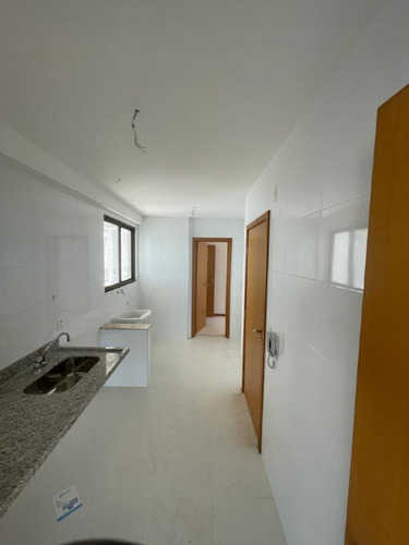 Apartamento À Venda, 4 Quartos, 4 Suítes, 3 Vagas, Barra - Salvador/ba - 1242