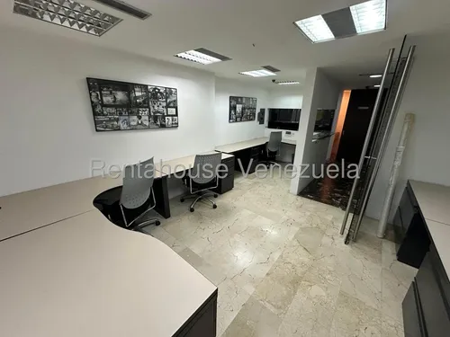 Oficina En Venta Chuao