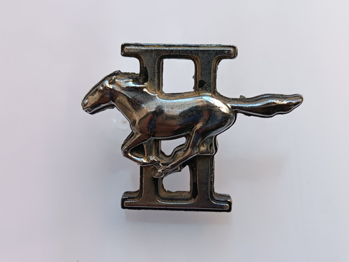 Emblema Mustang Para Salpicadera 74 - 78