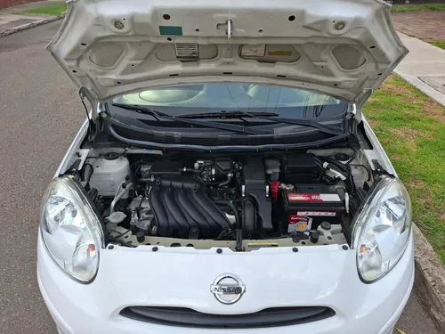 Nissan March Active 1.6 MT