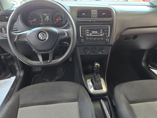 Volkswagen Vento 1.6 Starline At