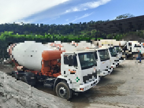 Mb 2423b C\betoneira Liebherr 7m3 -2007