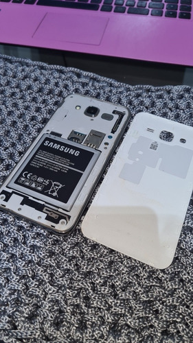 Celular Samsung Galaxy J5 Dual Sim (sm-j500m)