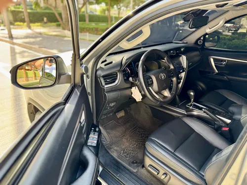 Toyota Fortuner 2.8l