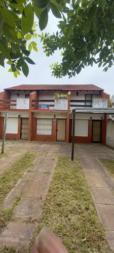 Duplex En Las Toninas Con Cochera Techada