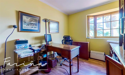Casa En Arriendo De 5 Dorm. En La Reina