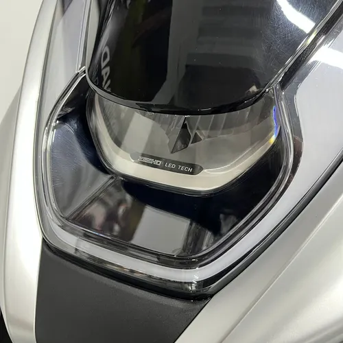 Cf Moto Zeeho Ae8+