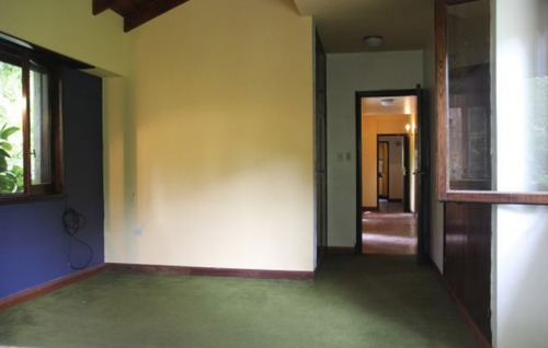 Imagen 7 de 15 de Chalet Con Gran Parque En Venta El Grosellar