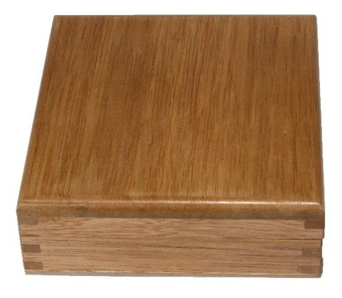 Imagen 6 de 7 de Caja De Madera Con 1 Baraja Y 5 Dados De Poker