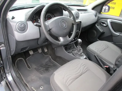 Renault Duster DYNAMIQUE 4X2 2000CC MT AA