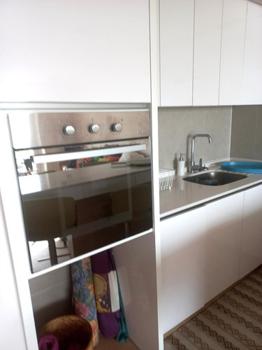 Departamento Amoblado, Excelente Ubicación De Providencia