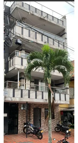 Edificio En Medellin Calasanz Parte Baja - Se Vende