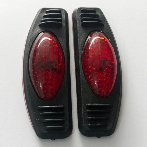 Luminosos Ovais Fiat Punto 2013 2014 2015 Olho De Gato Par