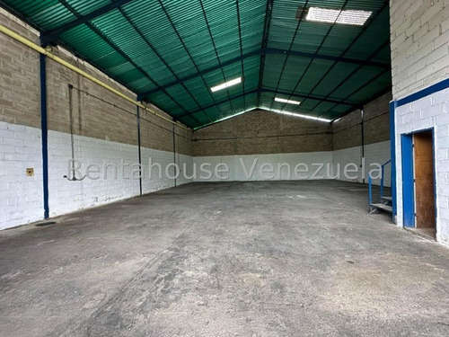Gjg Vende Galpon En La Providencia Avenida Casanova Godoy E Intercomunal 25-7396