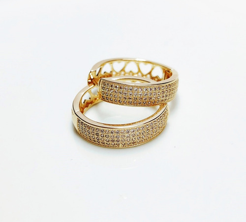 Imagem 5 de 7 de Brinco Feminino Argola Média Zirconia Cúbica Banhado Ouro