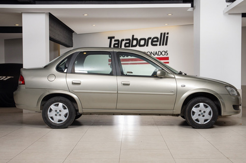 Corsa Classic 4 Ptas Ls Aa + Dir 1.4 Taraborelli