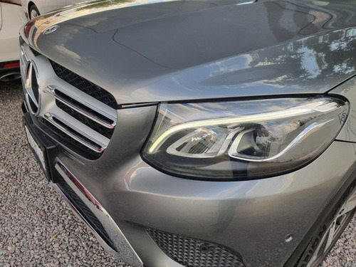Imagen 10 de 15 de Mercedes-benz Clase Glc 2018 2.0 300 Off Road At