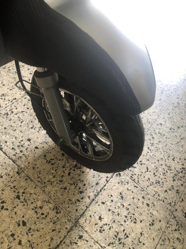 Styler Prima Zanella 150, Scooter Usada Buen Estado 12/18