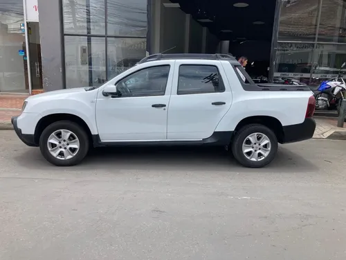Renault Duster Oroch 2017 2.0