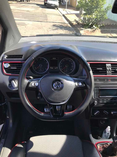 Imagem 2 de 15 de Volkswagen Fox Rock In Rio 1.6