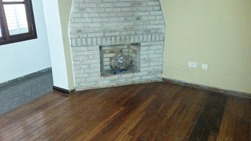 Casa En Venta En City Bell 473 Y 15