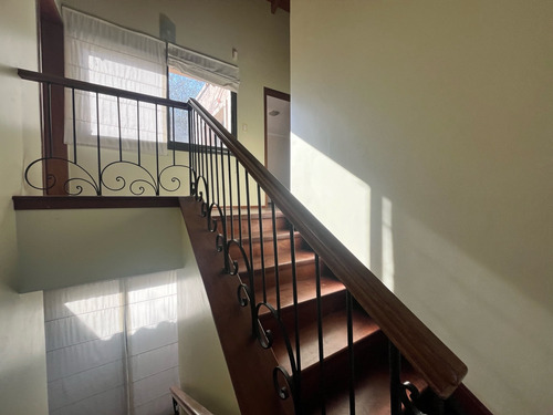 El Bosque Casa En Venta 3dorm Y Pileta