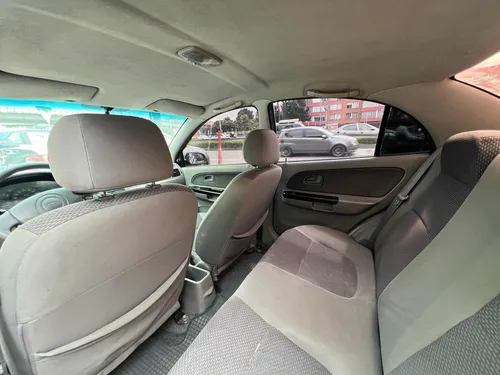 Kia Rio Stylus 1.6 Sedan Aire Acondicionado