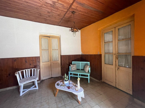 Casa Antigua A Remodelar - Bº San Cayetano - Luján