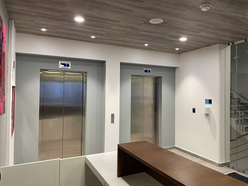 Imagen 27 de 27 de Oficinas Corporativas Nuevas Y Modernas
