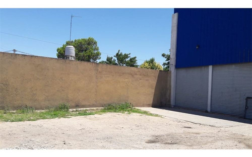 Galpón Depósito 900 M Con Local Y Oficinas