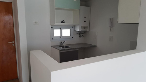 Departamento En Venta 1 Dormitorio En Calle Lavalle 1200 - Echesortu - Rosario