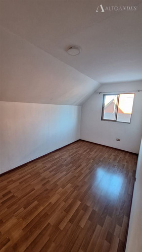 Casa En Venta De 3 Dorm. En Talca