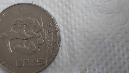 Imagen 2 de 3 de Moneda Copa Mundial De Fútbol México 1986 200