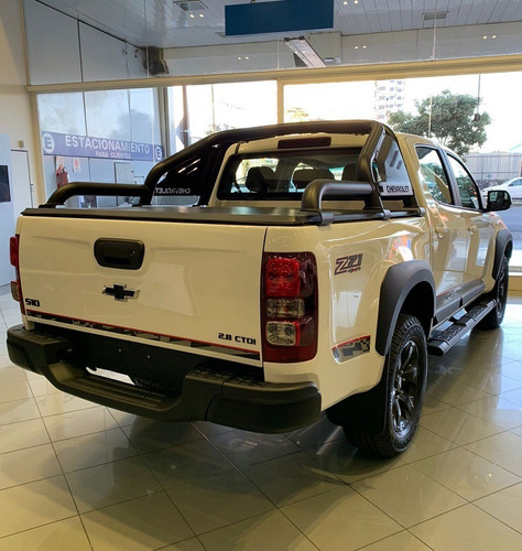 Imagen 4 de 25 de Chevrolet S10 Pick-up Z71 4×4 Automática 2.8 Cabina Doble Ad