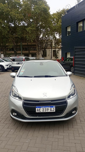 Peugeot 208 1.6 Feline
