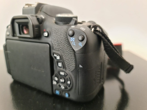 Canon T6i Corpo + Bateria + Carregador