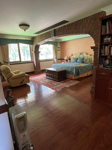 Venta De Casa En Fraccionamiento San Carlos En Metepec