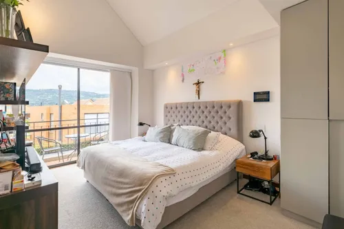 Casa En Venta En El Tejar. Cod V22949