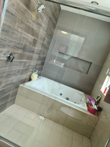 Se Vende Casa En Centro Sur, Claustros De Las Misiones, 4 Recamaras, 4.5 Baños..