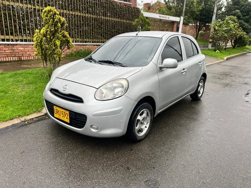 Nissan March 1.6 Advance