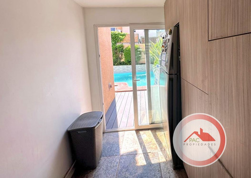 Amplia Casa En Venta 4d/3b Con Piscina En Valle Lo Campino